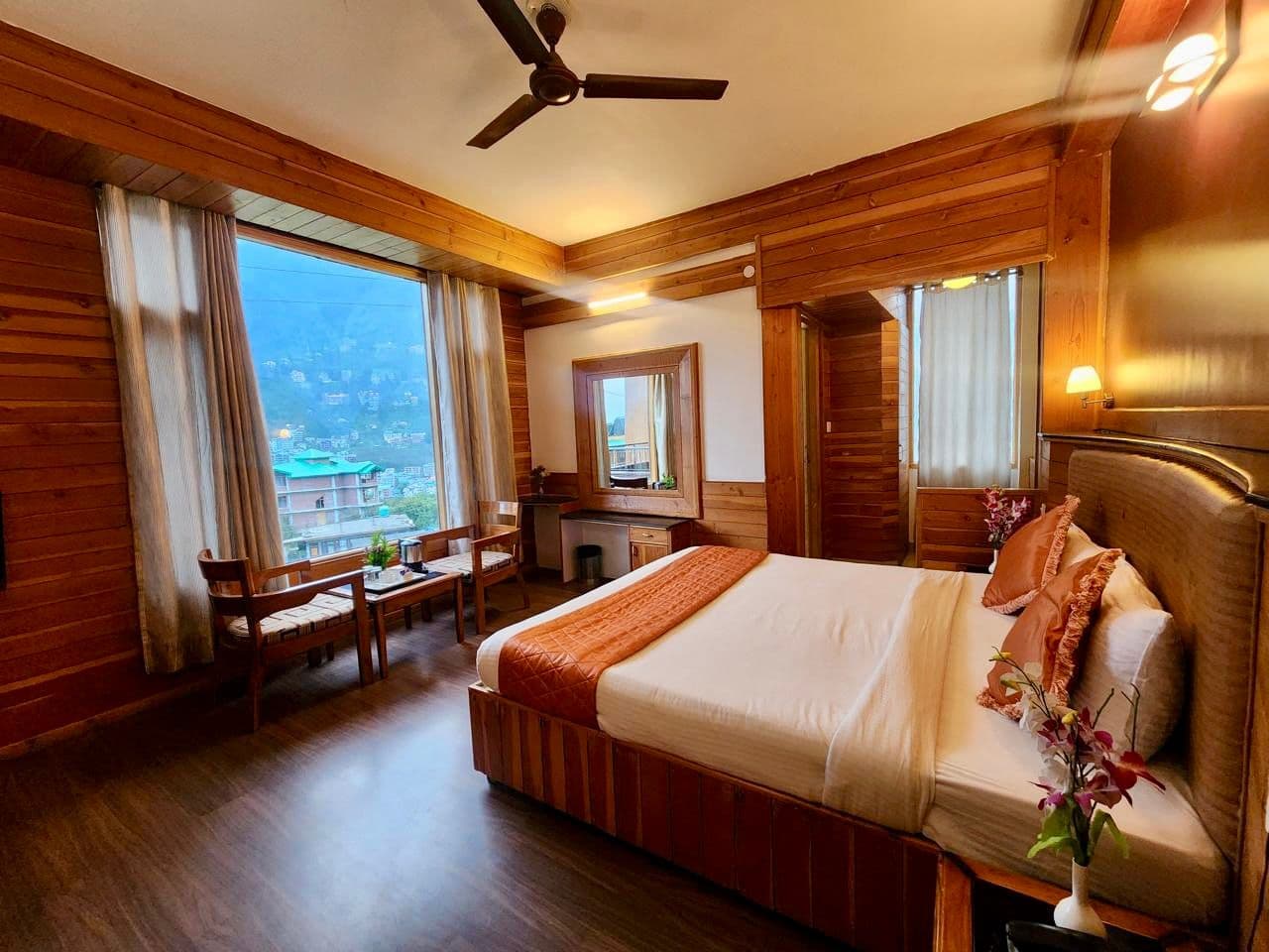 Delcy Room - photo 1